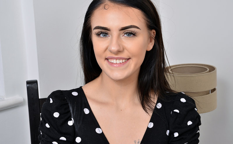 Людмила, 38 лет, 5 размер груди